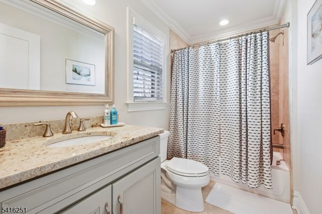 107 Longview Ave, Chatham Twp., NJ 07928