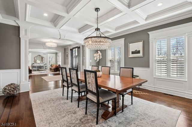 107 Longview Ave, Chatham Twp., NJ 07928