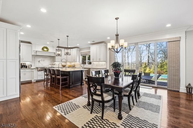 107 Longview Ave, Chatham Twp., NJ 07928