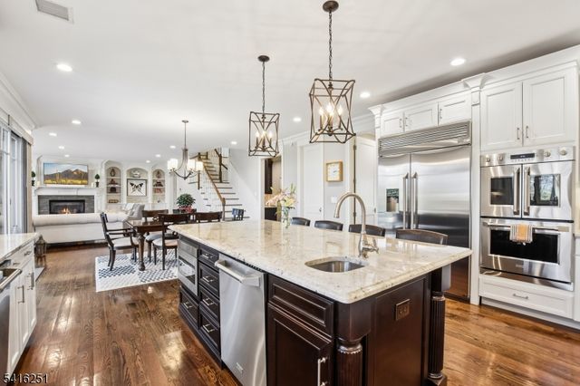 107 Longview Ave, Chatham Twp., NJ 07928