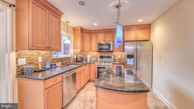 236 TERRY LN, Egg Harbor City, NJ 08215