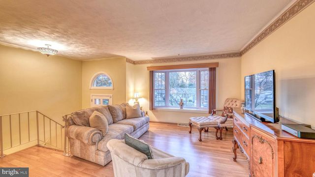 236 TERRY LN, Egg Harbor City, NJ 08215