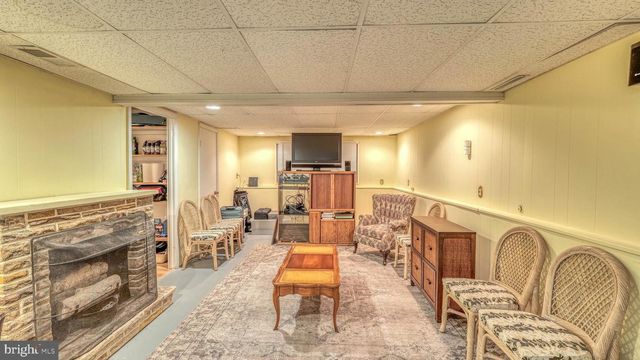 236 TERRY LN, Egg Harbor City, NJ 08215