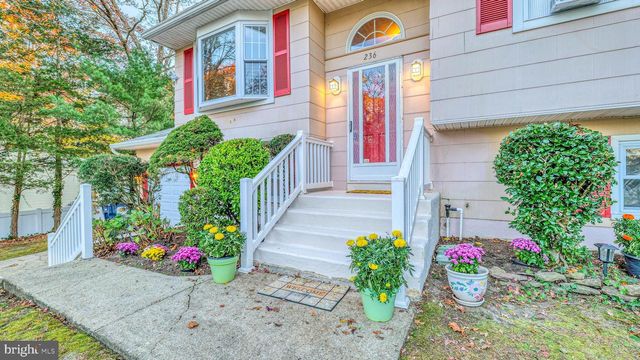 236 TERRY LN, Egg Harbor City, NJ 08215