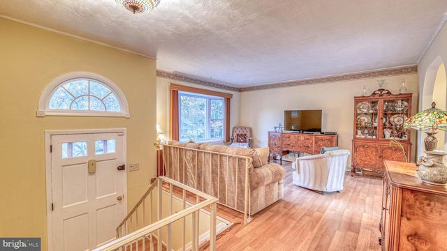 236 TERRY LN, Egg Harbor City, NJ 08215