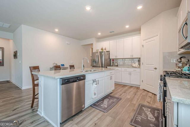 422 Murphy Avenue, Canton, GA 30114