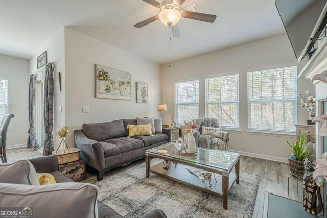 422 Murphy Avenue, Canton, GA 30114