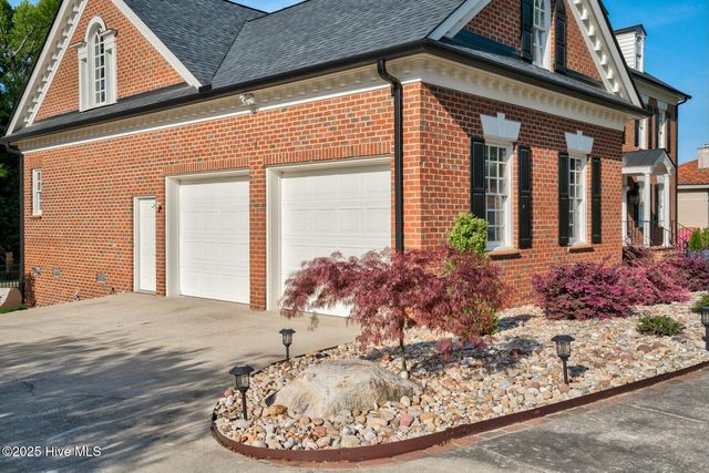 3001 Greystone Drive, Rocky Mount, NC 27804