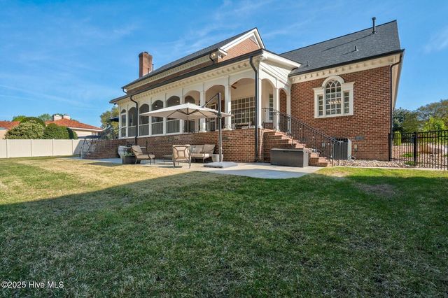 3001 Greystone Drive, Rocky Mount, NC 27804