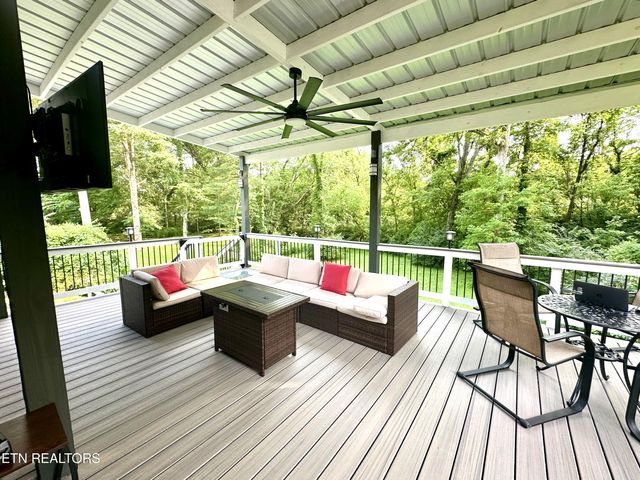 1717 Huntwood Lane, Knoxville, TN 37923