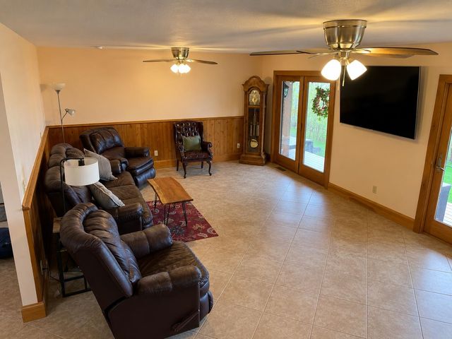 6095 Lake Road, Newport Town, VT 05855
