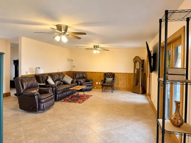 6095 Lake Road, Newport Town, VT 05855