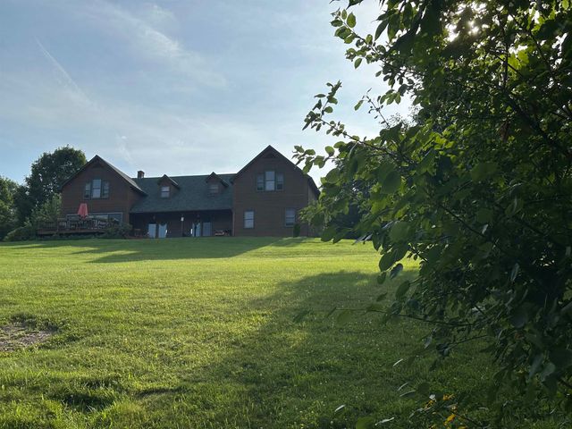 6095 Lake Road, Newport Town, VT 05855