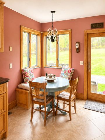 6095 Lake Road, Newport Town, VT 05855