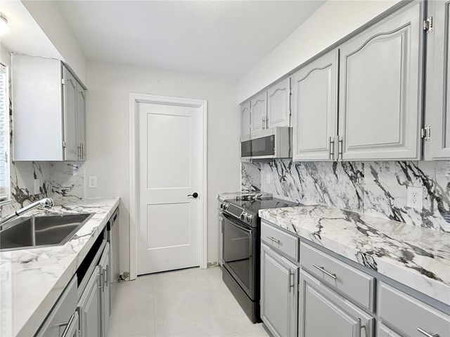 6105 NEW HOPE ROAD, Orlando, FL 32824