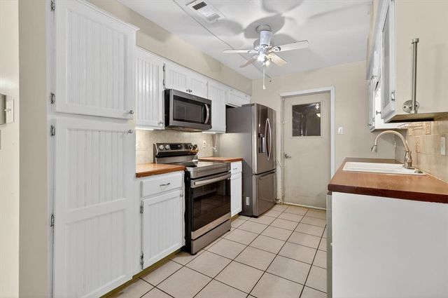 2114 Colorado St, Kingsville, TX 78363