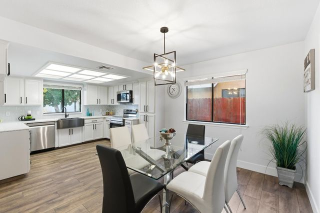 2094 E El Paso Avenue, Fresno, CA 93720