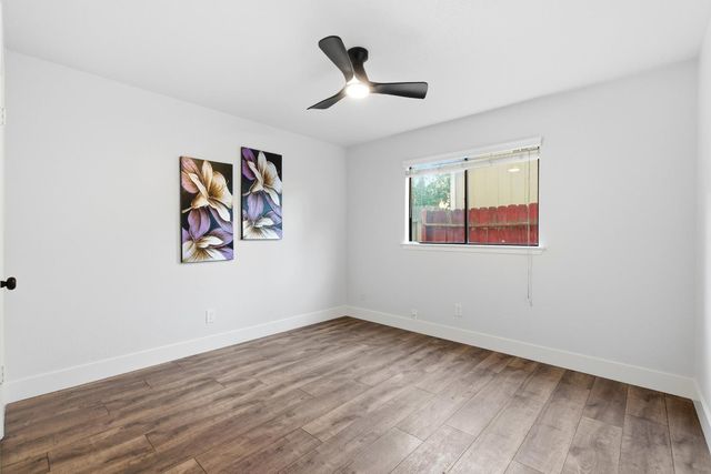 2094 E El Paso Avenue, Fresno, CA 93720