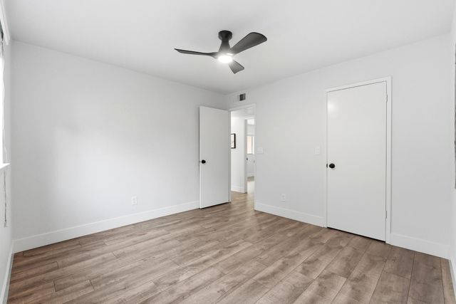 2094 E El Paso Avenue, Fresno, CA 93720