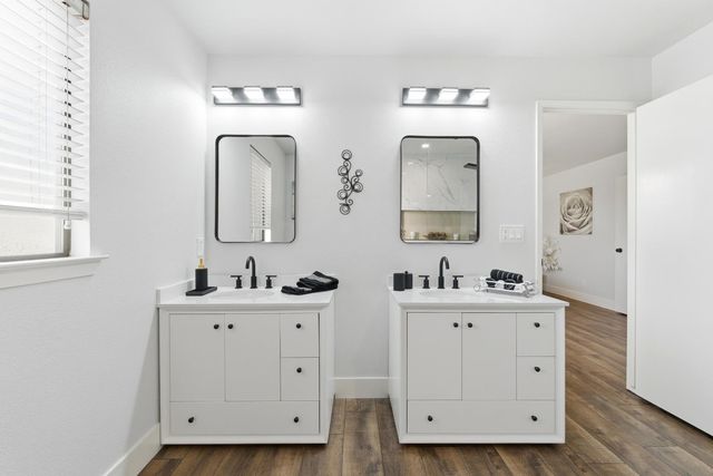 2094 E El Paso Avenue, Fresno, CA 93720