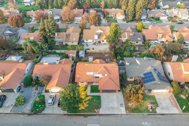 2094 E El Paso Avenue, Fresno, CA 93720