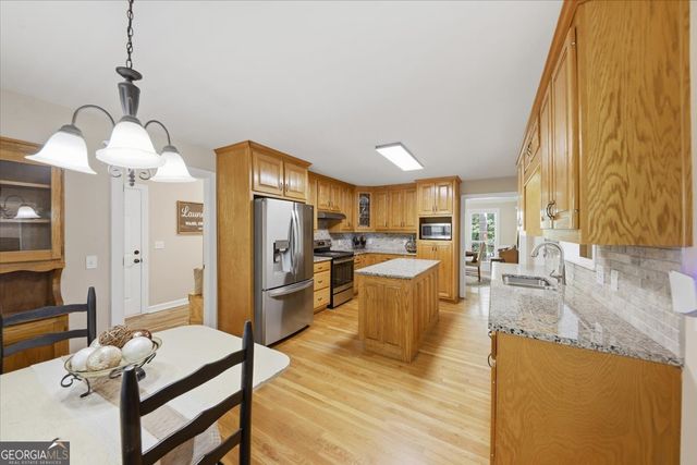 5567 Fisherman Court, Villa Rica, GA 30180