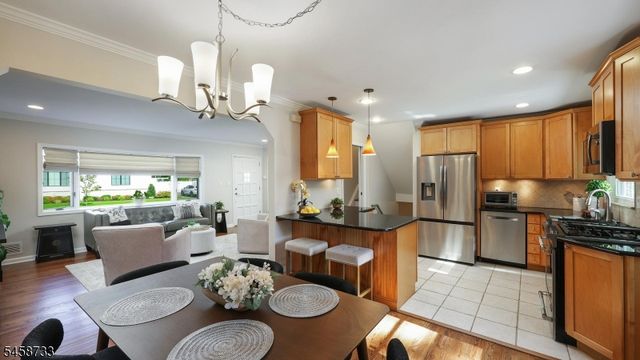 34 Moss Avenue, Westfield Town, NJ 07090