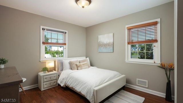 34 Moss Avenue, Westfield Town, NJ 07090