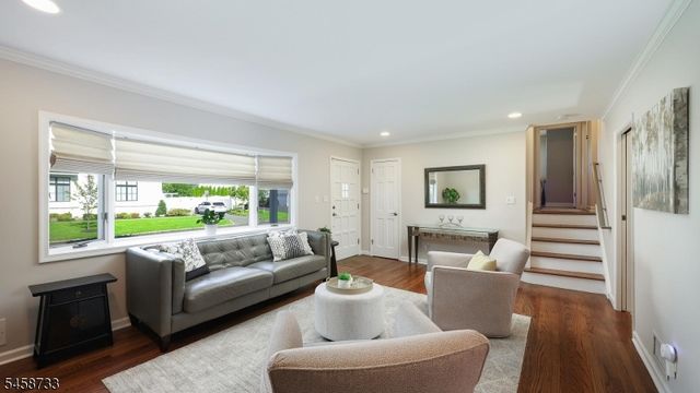 34 Moss Avenue, Westfield Town, NJ 07090