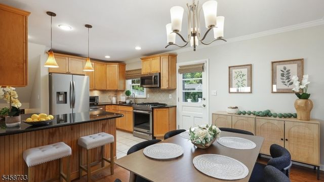34 Moss Avenue, Westfield Town, NJ 07090