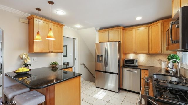 34 Moss Avenue, Westfield Town, NJ 07090