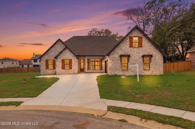 11973 Live Oak Cove, Gulfport, MS 39503