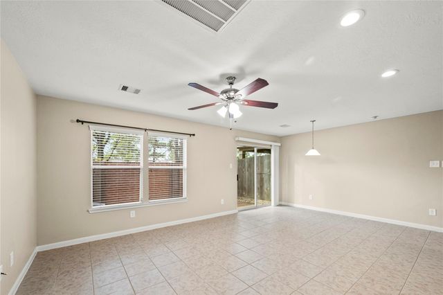 16131 Sweetwater Fields Lane, Tomball, TX 77377