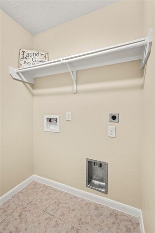 16131 Sweetwater Fields Lane, Tomball, TX 77377