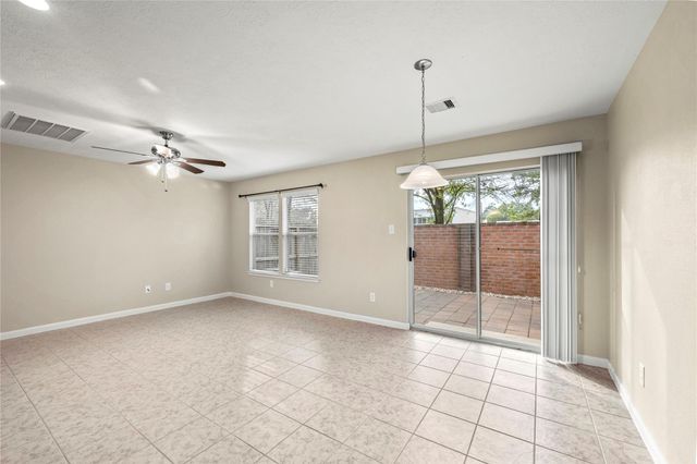 16131 Sweetwater Fields Lane, Tomball, TX 77377