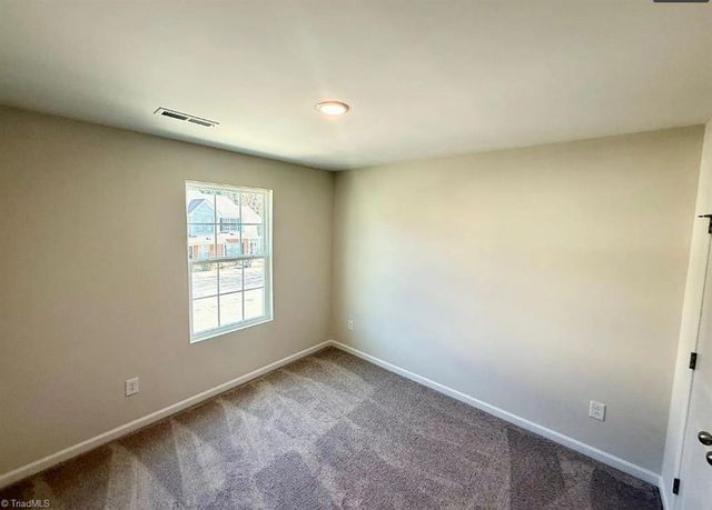 1116 Brooksridge Way, Whitsett, NC 27377