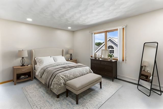 60 Bryan Drive, Taunton, MA 02780