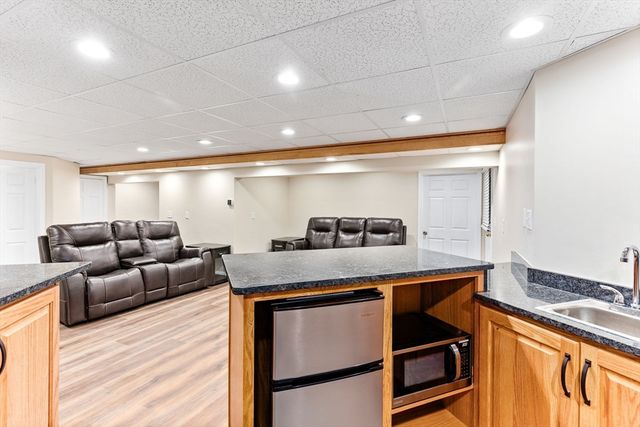 60 Bryan Drive, Taunton, MA 02780