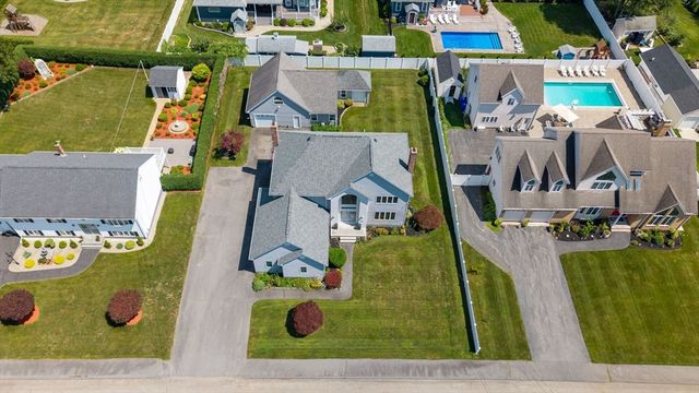 60 Bryan Drive, Taunton, MA 02780