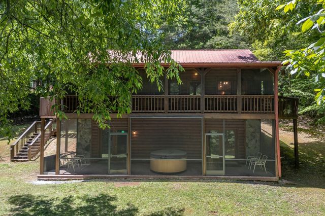 166 Lake Ridge Drive, Blue Ridge, GA 30513