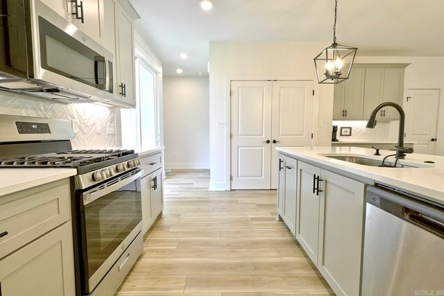 220 A Street, Bryant, AR 72022