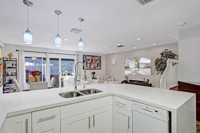 786 NW 42nd Place, Deerfield Beach, FL 33064