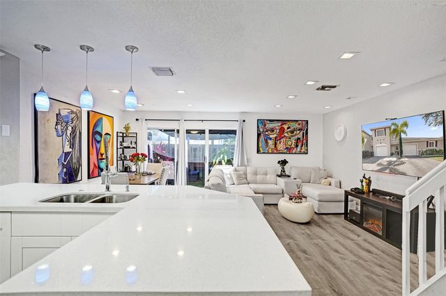 786 NW 42nd Place, Deerfield Beach, FL 33064