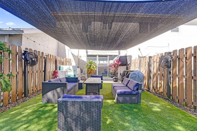 786 NW 42nd Place, Deerfield Beach, FL 33064