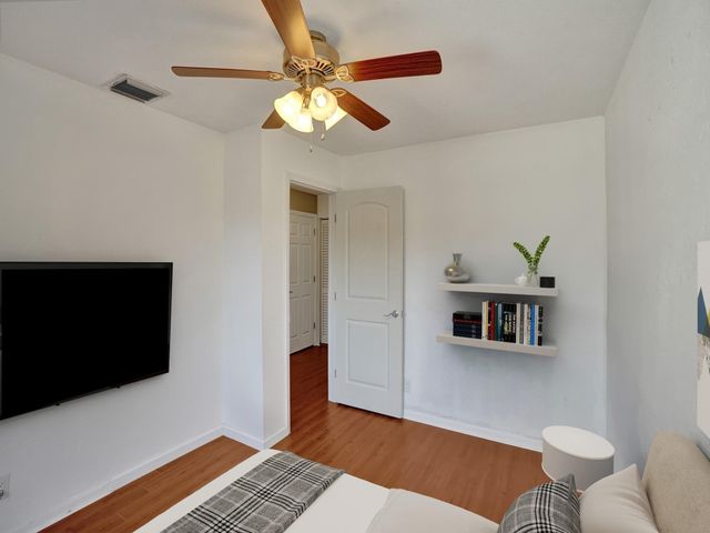 786 NW 42nd Place, Deerfield Beach, FL 33064