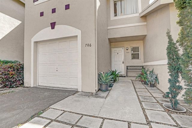 786 NW 42nd Place, Deerfield Beach, FL 33064