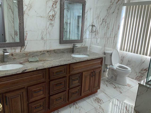 43279 Gina Drive, Sterling Heights, MI 48314