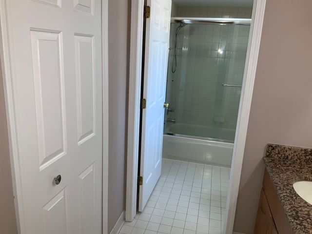 43279 Gina Drive, Sterling Heights, MI 48314