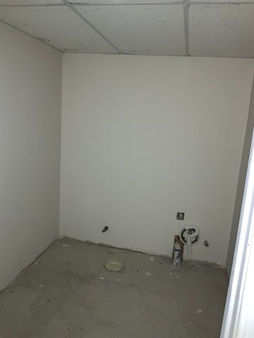 43279 Gina Drive, Sterling Heights, MI 48314