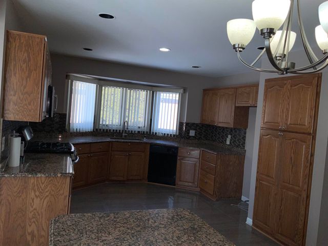 43279 Gina Drive, Sterling Heights, MI 48314